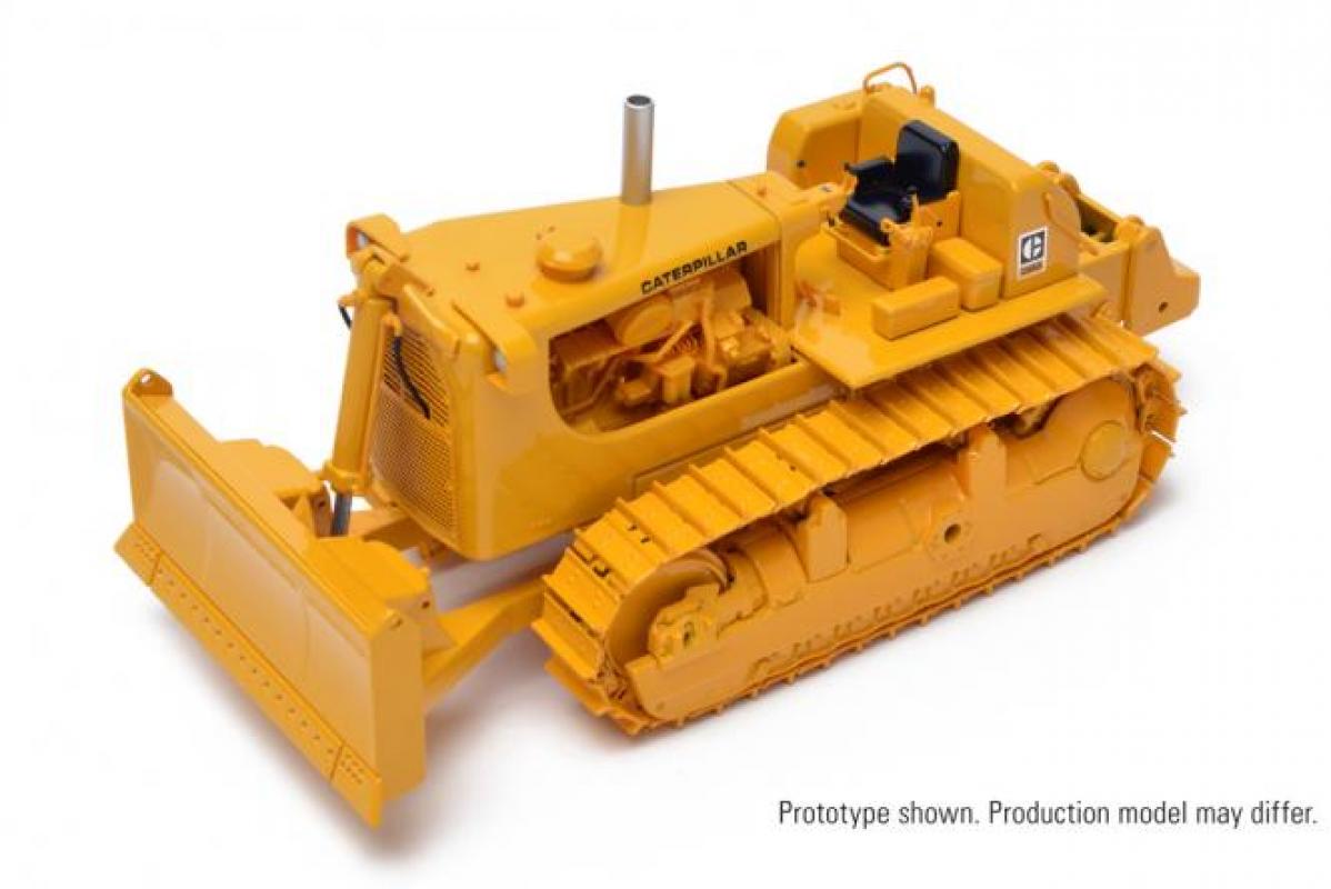 CAT Raupe D 9 G mit 9C Schild